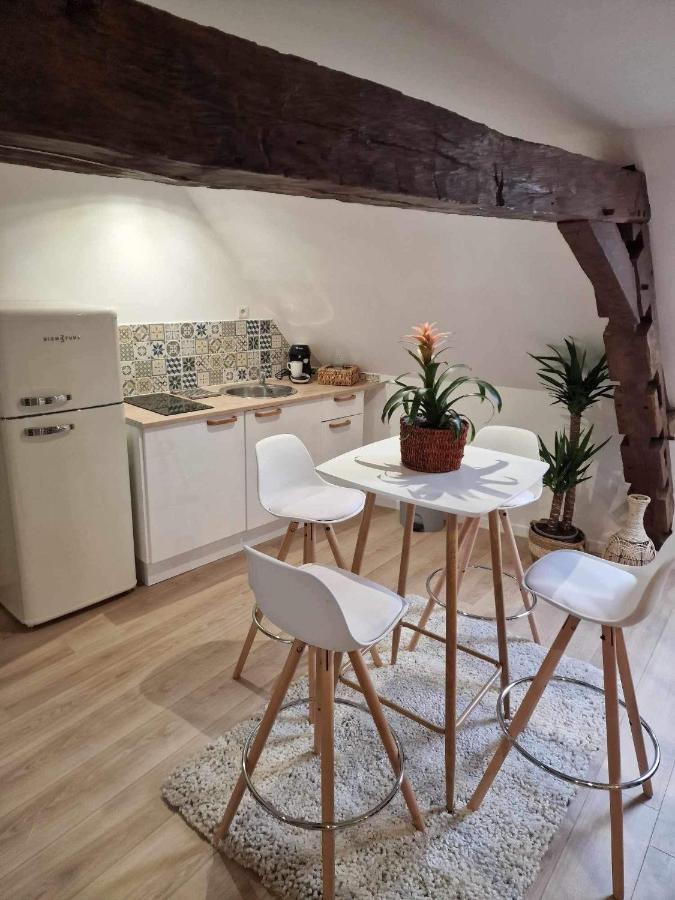 Appartement Cocooning Solre-le-Chateau ภายนอก รูปภาพ